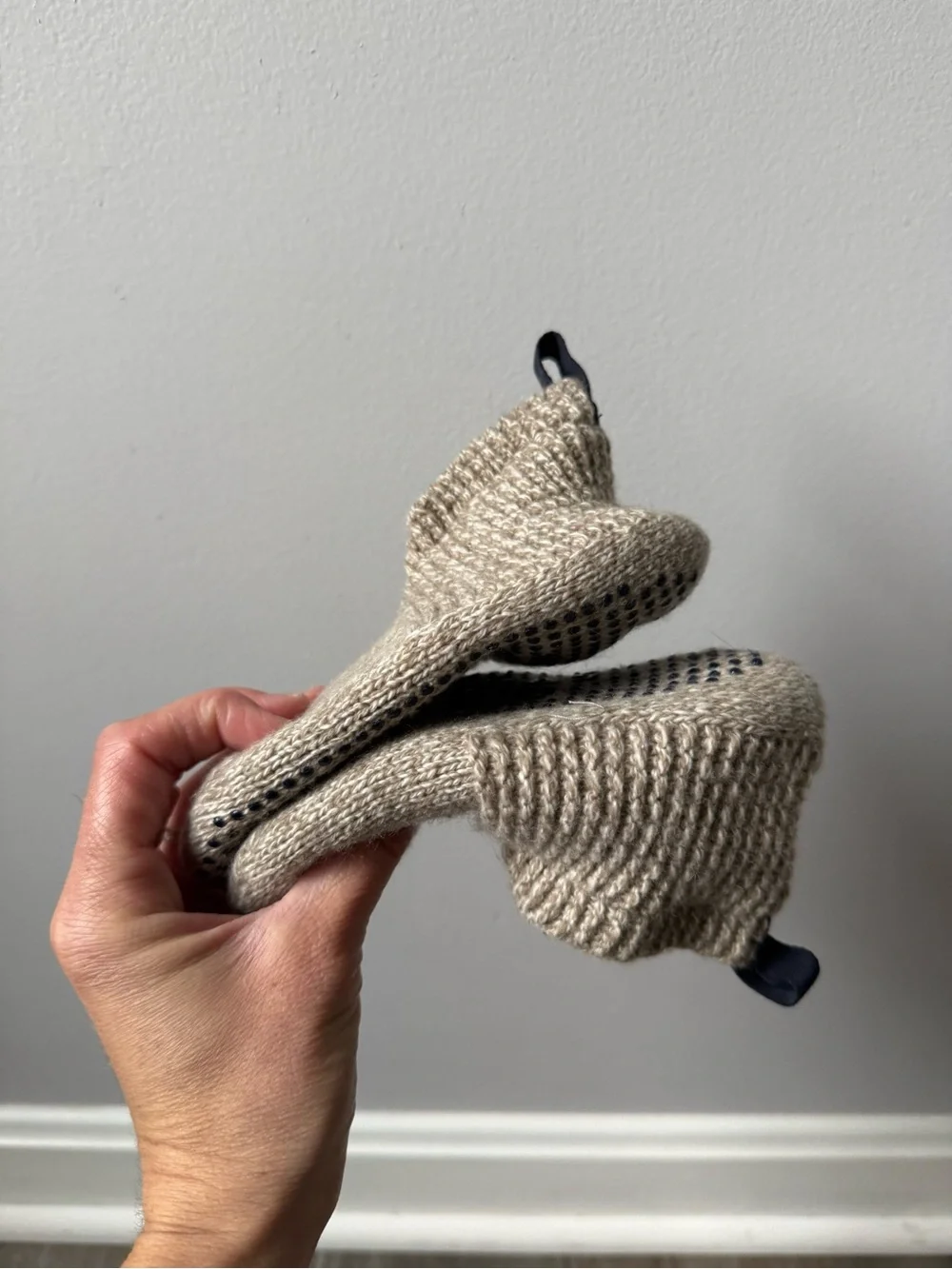 Bombas Toddler Knit Slip-On Slippers Gripper Slipper Taupe Beige Kids New